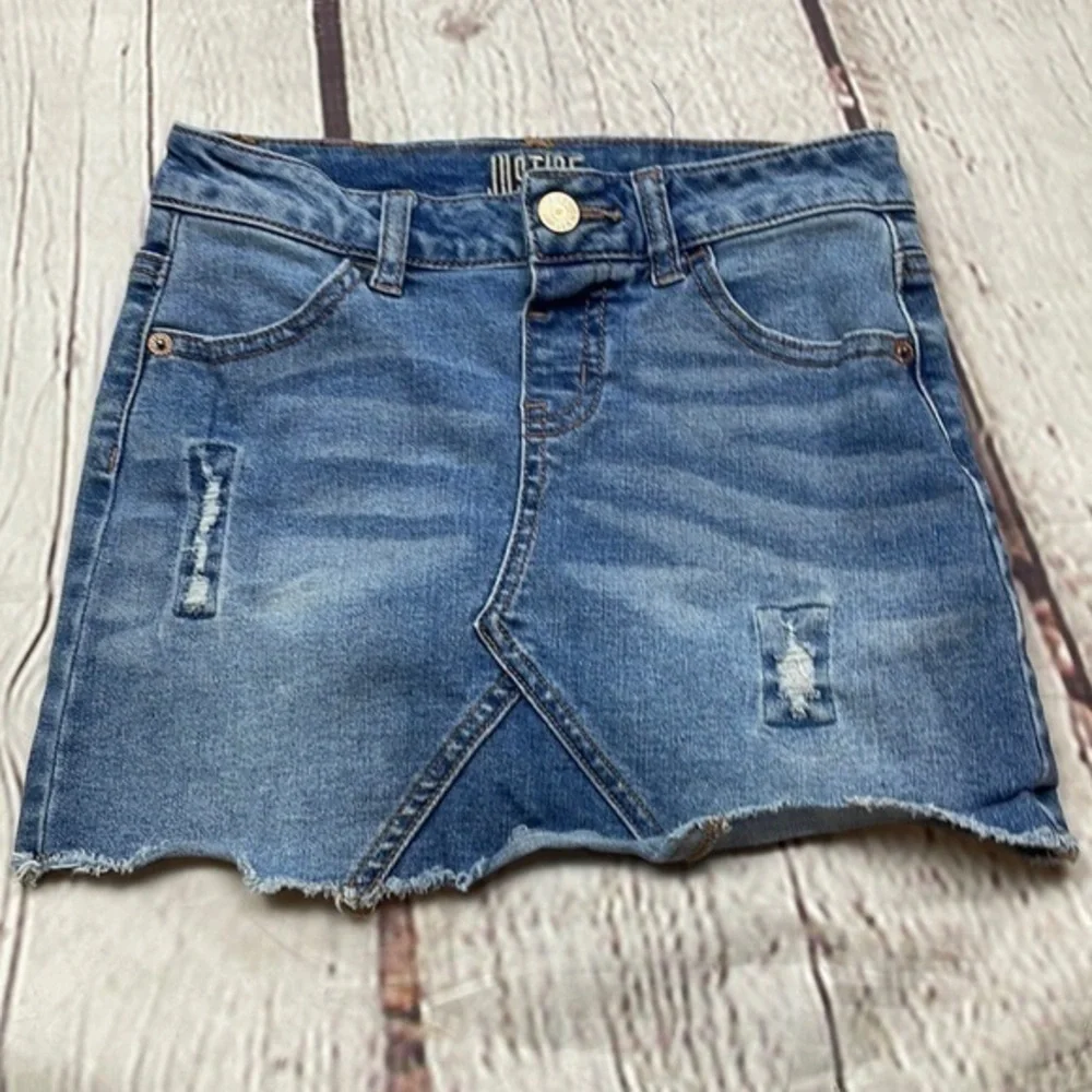 UEC Justice raw hem denim jeans skirt size 8